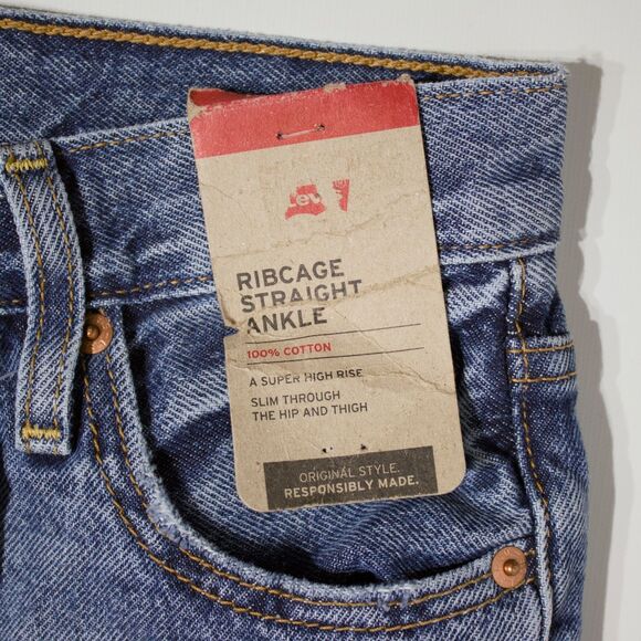 NWT $79.50 Levi's Ribcage Straight Ankle Distressed Med Wash Jeans Women 26x27 - Picture 7 of 14